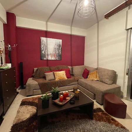 Karras' Home Volos Luaran gambar