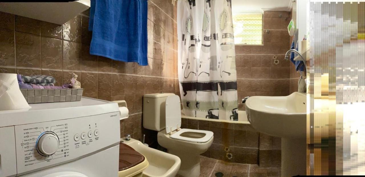 Karras' Home Volos Luaran gambar