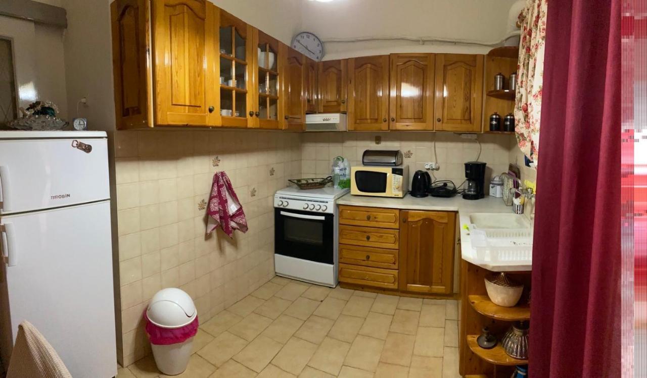 Karras' Home Volos Luaran gambar